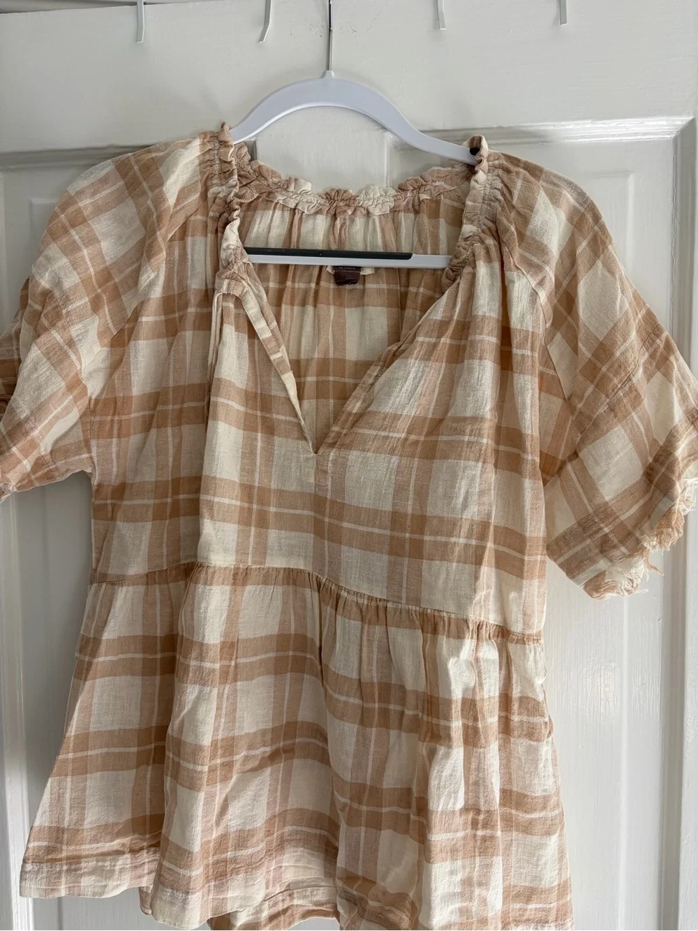 Anthropologie Cream and Tan Plaid Peasant Blouse